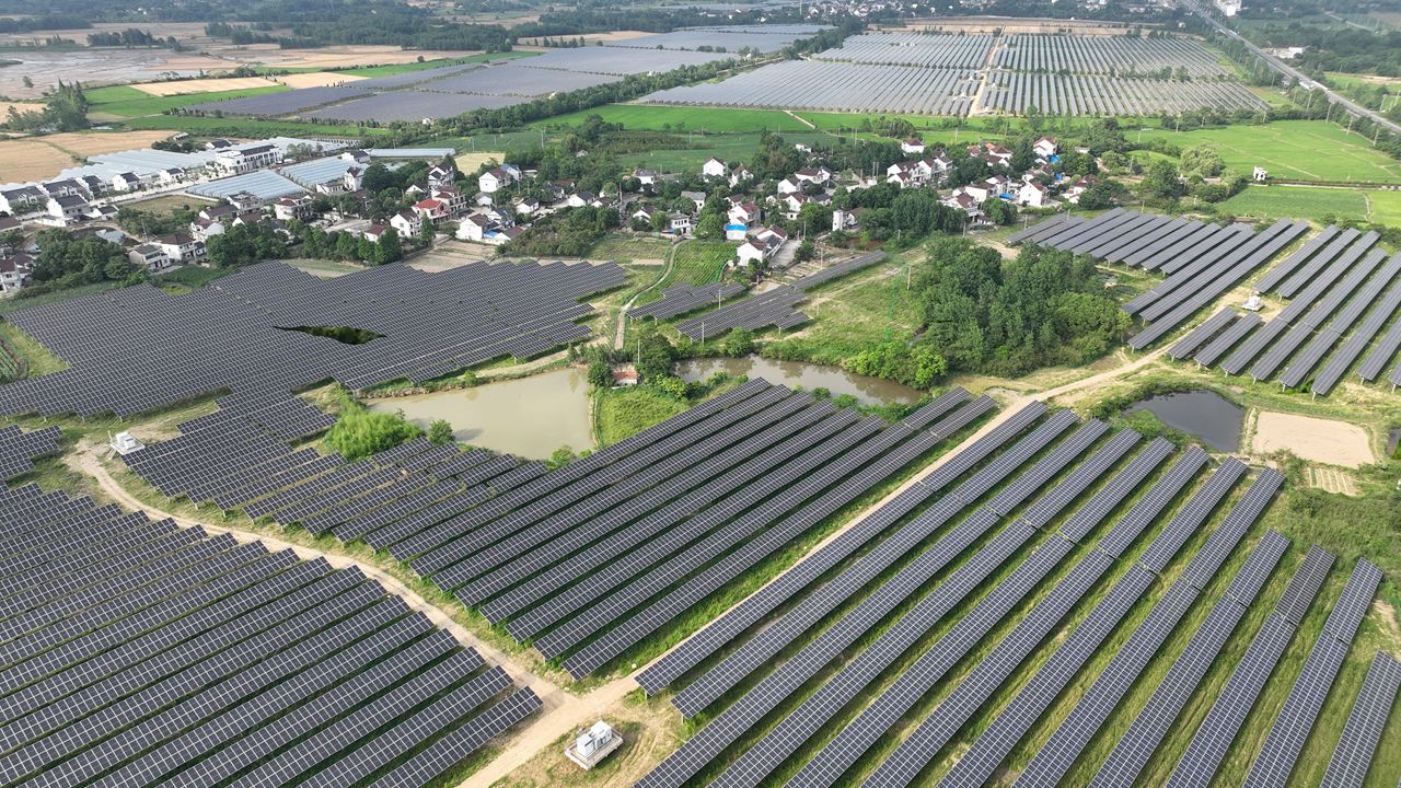 �������Ǻ�ͤ100MW������ϵ�վ